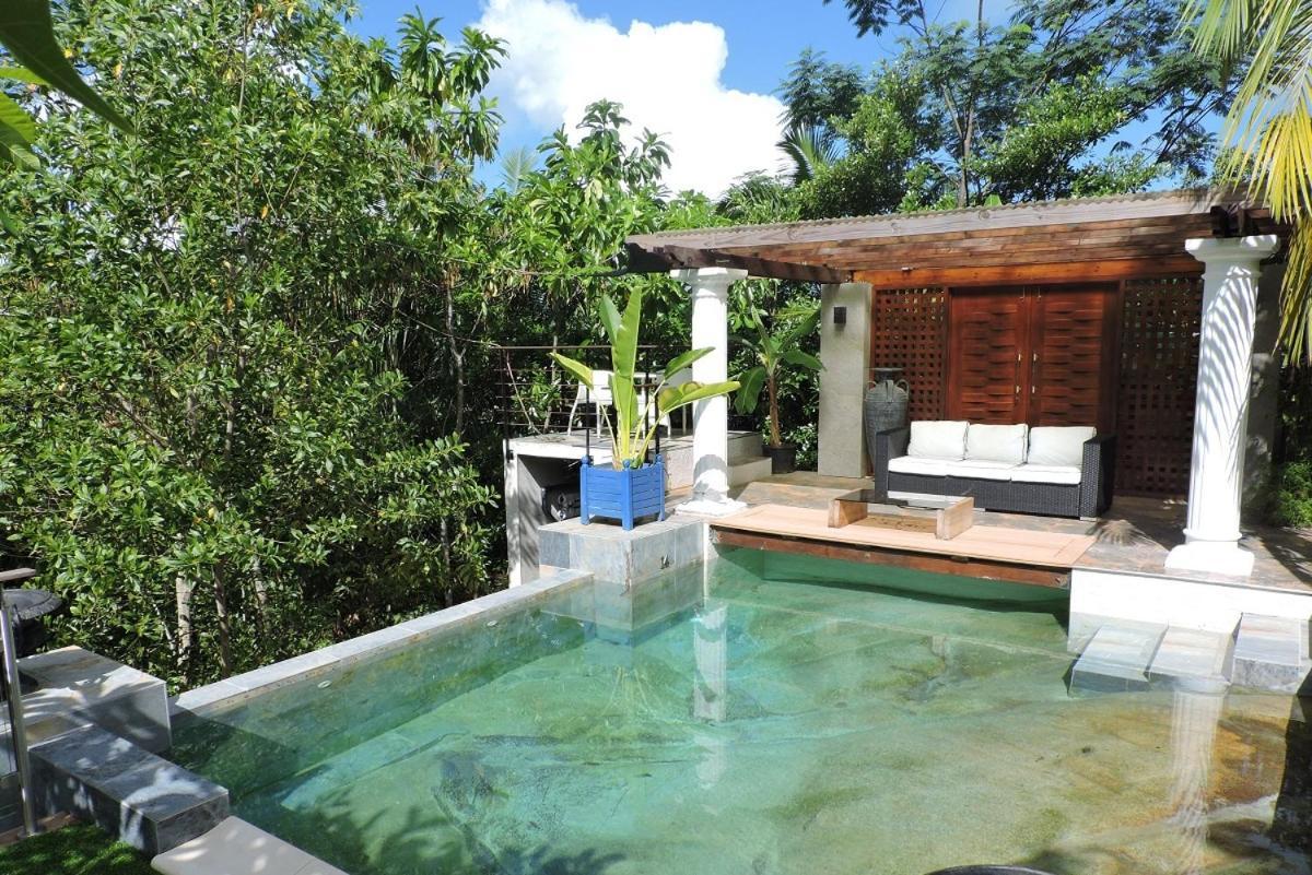 Villa Bois Joli à Au Cap Extérieur photo